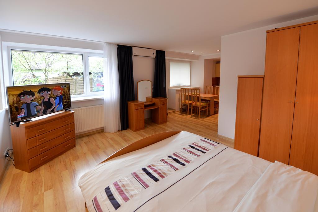 Apartamentai Silas ドルスキニンカイ エクステリア 写真